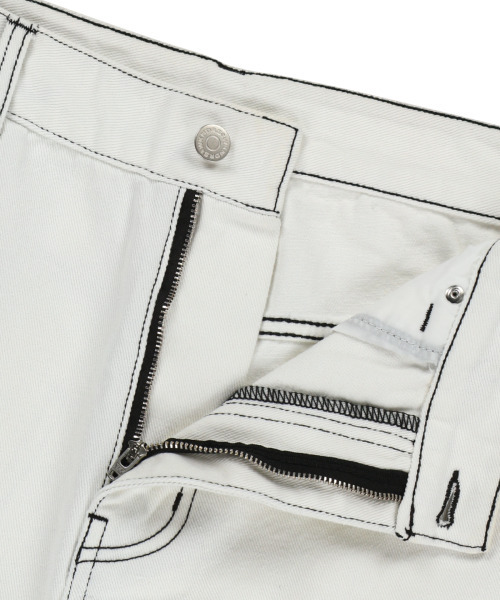WKNDRS(ウィーキャンドース)の「SCORPION BAGGY DENIM PANTS (WHITE)(デニムパンツ・レディース・その他・SMALL/MEDIUM/LARGE/X-LARGE)」の3枚目の写真