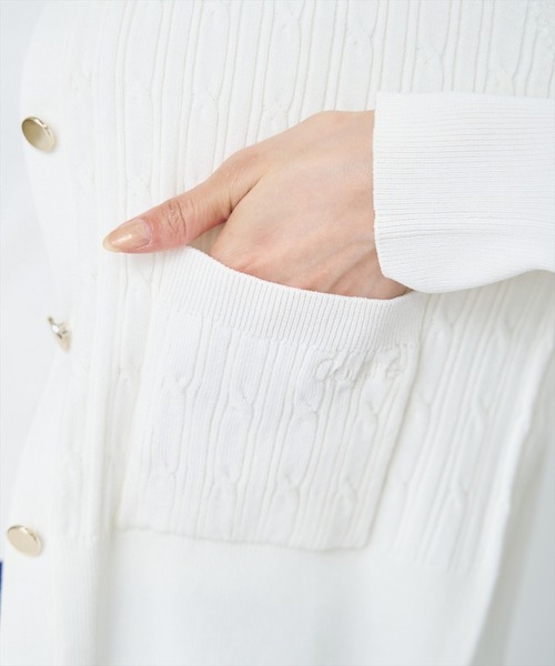 AND COUTURE(アンドクチュール)の「ケーブル編みカーディガンアンサンブル(カーディガン/ボレロ・レディース・ネイビー/オフホワイト/ピンク/ミント・FREE)」の12枚目の写真
