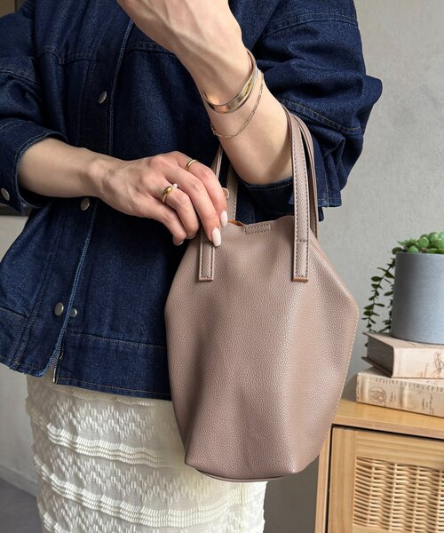 Thevon（ゼボン）の「シンセティックレザーミニバッグ（トートバッグ・レディース・ゴールド/ブラウン/ブラック・FREE）」の7枚目の写真