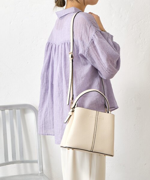 Jena espace merveilleux（ジェナ　エスパスメルヴェイユ）の「袖ギャザーガーゼシャツ（シャツ/ブラウス・レディース・パープル/チャコールグレー/オフホワイト・FREE）」の3枚目の写真