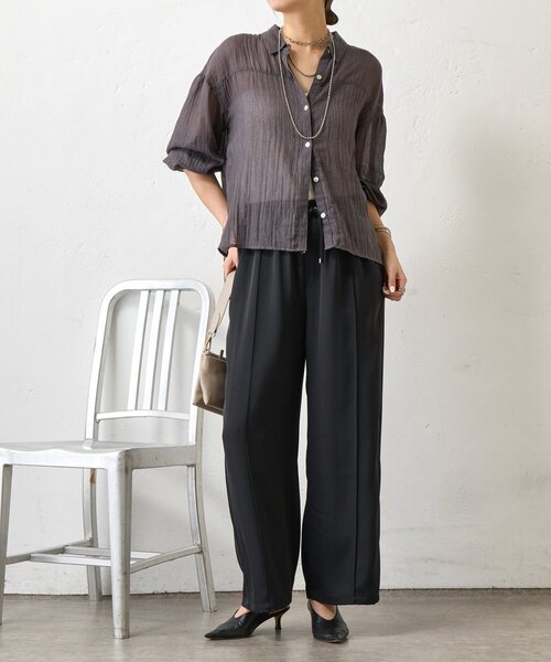 Jena espace merveilleux（ジェナ　エスパスメルヴェイユ）の「袖ギャザーガーゼシャツ（シャツ/ブラウス・レディース・パープル/チャコールグレー/オフホワイト・FREE）」の16枚目の写真