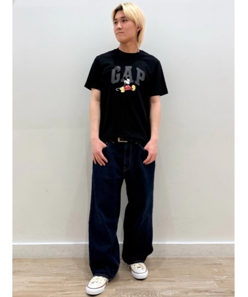 GAP(ギャップ)の「Gap × ディズニー エブリディ ソフト リラックスフィット GAPロゴTシャツ(Tシャツ/カットソー・メンズ・ベージュ/ブラック/ライトブルー・XS/S/M/L/XL)」の16枚目の写真