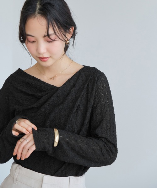 VIS(ビス)の「【WEB限定】レース長袖ドレープカットソー(Tシャツ/カットソー・レディース・サックスブルー/ブラック系その他/ホワイト系その他5・FREE)」の3枚目の写真