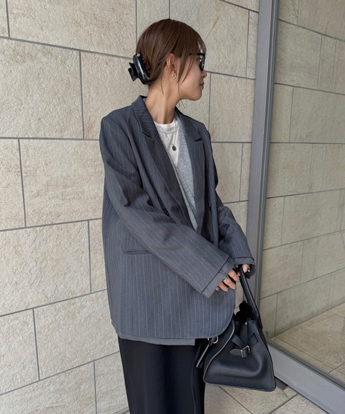nananamoe(ナナナモエ)の「peaked lapel hem docking JKT / ピークドラペルヘムドッキングジャケット(テーラードジャケット・レディース・グレー系その他・FREE)」の17枚目の写真