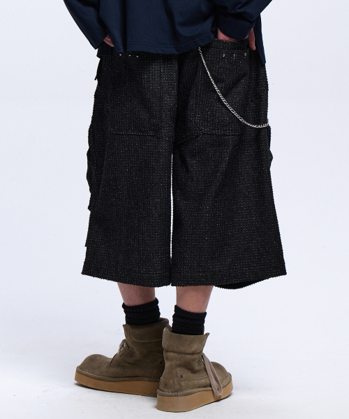 RSSC(アールエスエスシー)の「DOUBLE KNEE CARGO BERMUDA PANTS - BLACK(その他パンツ・レディース・その他・1/2)」の5枚目の写真