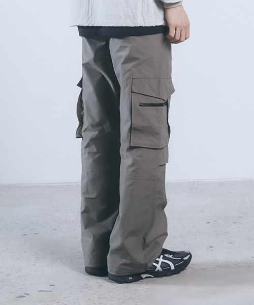 KALAPATTHAR(カラパタール)の「Nylon RIB Ventilation Cargo Pants - BEIGE(その他パンツ・メンズ・その他・MEDIUM/LARGE/X-LARGE)」の3枚目の写真