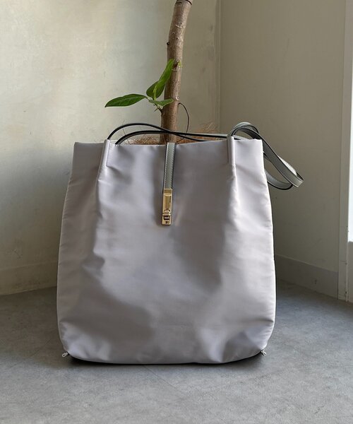 un dix cors（アンディコール）の「ナイロントート（トートバッグ・レディース・ブラック/グレー/ブラウン・FREE）」の5枚目の写真