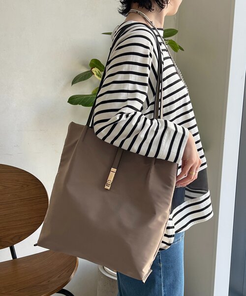 un dix cors（アンディコール）の「ナイロントート（トートバッグ・レディース・ブラック/グレー/ブラウン・FREE）」の13枚目の写真