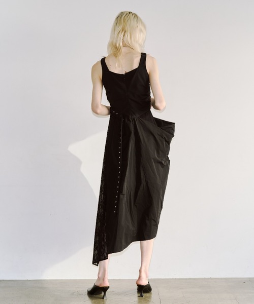 JOSE MOON(ジョゼムーン)の「FLOAT TUCK DRESS/フロートタックドレス(ワンピース・レディース・ブラック・38/36)」の5枚目の写真