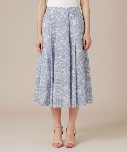 MACKINTOSH LONDON(マッキントッシュ ロンドン)の「リーフプリントタックギャザースカート(スカート・レディース・ベージュ/ブルー・38/36)」の9枚目の写真