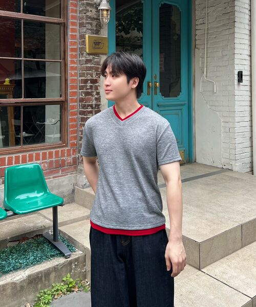 DNSR(ディーエヌエスアール)の「レイヤードVネックハーフTシャツグレー/レッド(Tシャツ/カットソー・メンズ・その他・MEDIUM/LARGE/X-LARGE/XX-LARGE)」の3枚目の写真