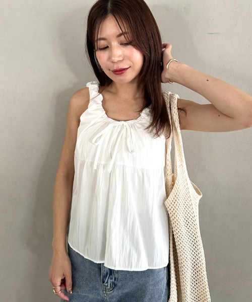 MYMOOD.(マイムード)の「ショルダーギャザーデザイン胸切替リボンブラウス(シャツ/ブラウス・レディース・ホワイト/ブラック/ブルー/アイボリー・FREE)」の5枚目の写真