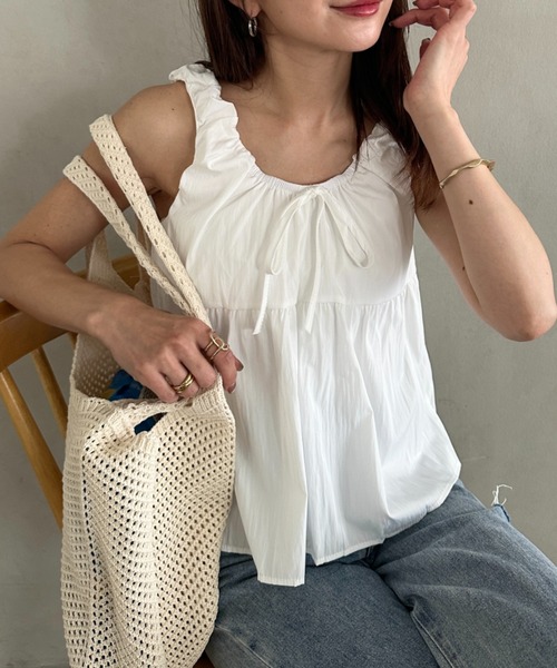 MYMOOD.(マイムード)の「ショルダーギャザーデザイン胸切替リボンブラウス(シャツ/ブラウス・レディース・ホワイト/ブラック/ブルー/アイボリー・FREE)」の8枚目の写真