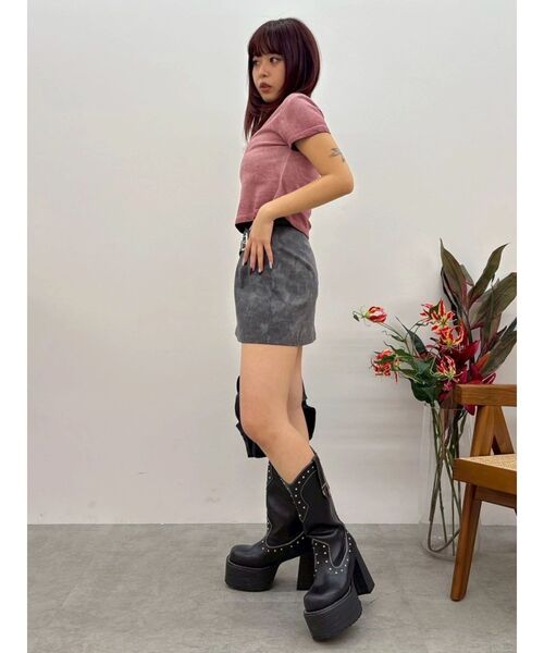 EVRIS(エヴリス)の「MOON BABE ロゴクロップドTシャツ(Tシャツ/カットソー・レディース・ピンク/ブラック/ホワイト・FREE)」の21枚目の写真