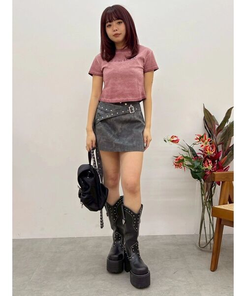 EVRIS(エヴリス)の「MOON BABE ロゴクロップドTシャツ(Tシャツ/カットソー・レディース・ピンク/ブラック/ホワイト・FREE)」の22枚目の写真