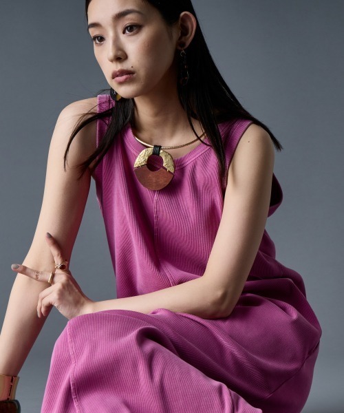 GEVS.（ジェイヴィス）の「ヴィンテージ加工スパンテレコタンクトップロングワンピース＜大きいサイズ有＞GEVS.（ワンピース・レディース・ターコイズブルー/スミクロ/ピンク・5L/4L/3L/LL/L/M）」の20枚目の写真
