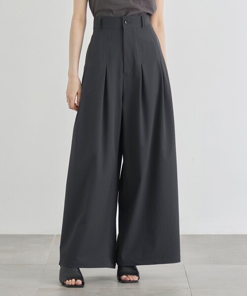 CITY TOKYO(シティトウキョウ)の「【CITY TOKYO/シティートウキョウ】Box Pleat Wide Pants/ボックスプリーツワイドパンツ(その他パンツ・レディース・ホワイト/ライトグリーン/ブラック・1/2)」の3枚目の写真