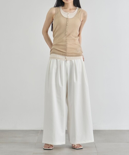 CITY TOKYO(シティトウキョウ)の「【CITY TOKYO/シティートウキョウ】Box Pleat Wide Pants/ボックスプリーツワイドパンツ(その他パンツ・レディース・ホワイト/ライトグリーン/ブラック・1/2)」の4枚目の写真