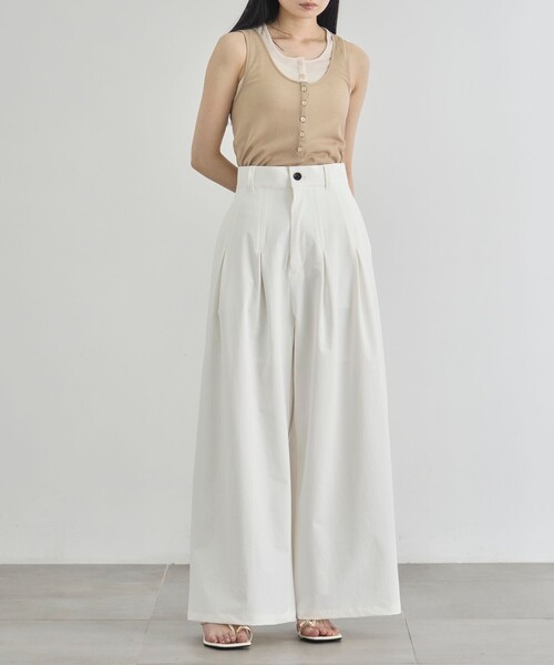 CITY TOKYO(シティトウキョウ)の「【CITY TOKYO/シティートウキョウ】Box Pleat Wide Pants/ボックスプリーツワイドパンツ(その他パンツ・レディース・ホワイト/ライトグリーン/ブラック・1/2)」の5枚目の写真