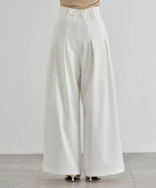 CITY TOKYO(シティトウキョウ)の「【CITY TOKYO/シティートウキョウ】Box Pleat Wide Pants/ボックスプリーツワイドパンツ(その他パンツ・レディース・ホワイト/ライトグリーン/ブラック・1/2)」の8枚目の写真