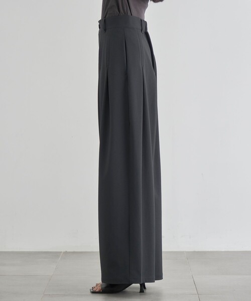 CITY TOKYO(シティトウキョウ)の「【CITY TOKYO/シティートウキョウ】Box Pleat Wide Pants/ボックスプリーツワイドパンツ(その他パンツ・レディース・ホワイト/ライトグリーン/ブラック・1/2)」の14枚目の写真