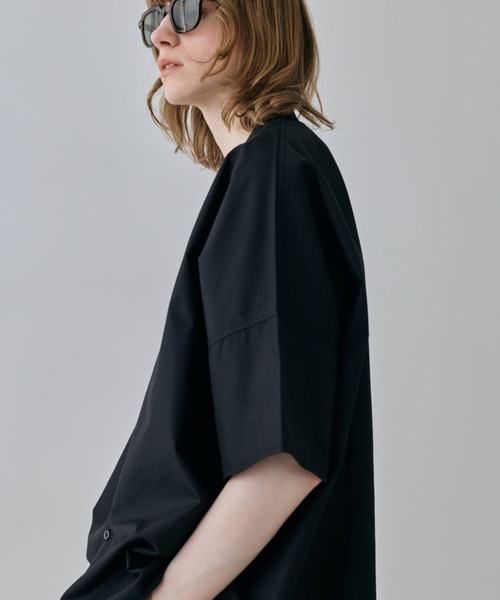 flaeu（フラユ）の「Stand Collar Curved Hem Shirt（シャツ/ブラウス・レディース・ホワイト/ブラック・FREE）」の10枚目の写真