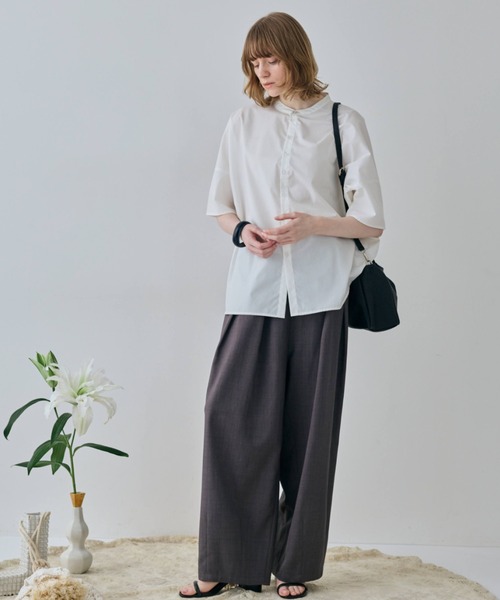 flaeu（フラユ）の「Stand Collar Curved Hem Shirt（シャツ/ブラウス・レディース・ホワイト/ブラック・FREE）」の5枚目の写真