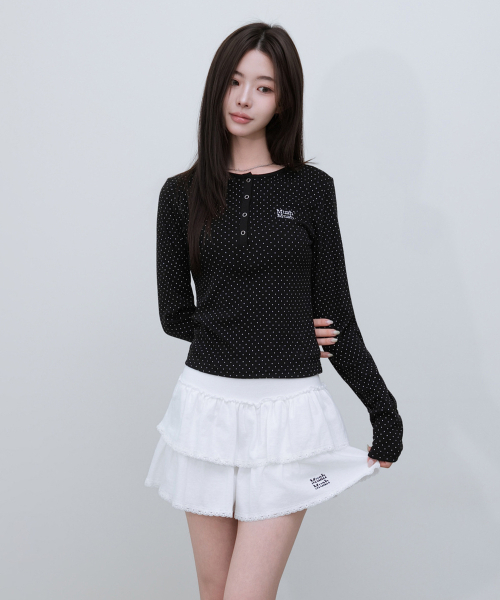 muahmuah（ムーアムーア）の「ラウンドドットヘンリーネッククロップ長袖Tシャツ[2色]（Tシャツ/カットソー・レディース・ブラック/ホワイト・FREE）」の14枚目の写真