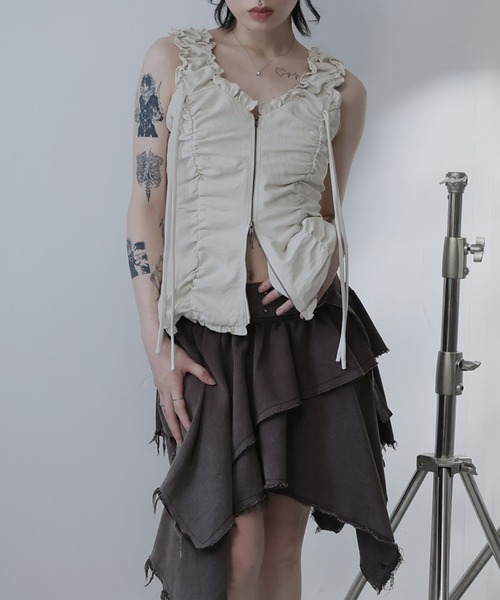 Ulysses(ユリシス)の「ダブルジップフリルノースリーブトップス(タンクトップ・レディース・アイボリー/モカ/ダークグレー・F)」の9枚目の写真