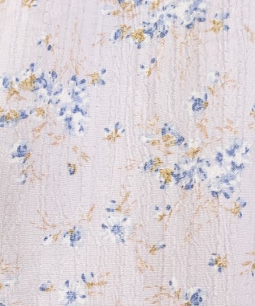 CLETTE(クレット)の「CLETTEオリジナルウエストシャーリング花柄ワンピース(ワンピース・レディース・ブルー/パープル/ラベンダー・3L/4L/LL)」の4枚目の写真