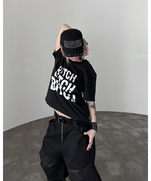 ROARINGRAD(ロアリングラド)の「W.クリスタルスタッズTシャツ ブラック(Tシャツ/カットソー・レディース・その他・MEDIUM/LARGE)」の2枚目の写真