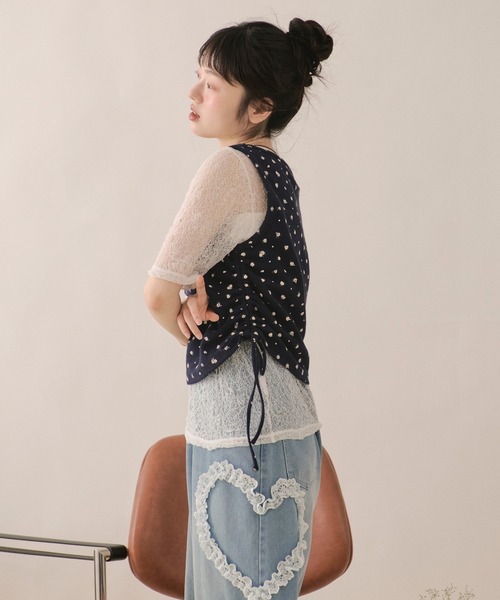 loin nuit(ロワンニュイ)の「lace and shirring tank / レースアンドシャーリングタンク(Tシャツ/カットソー・レディース・グレー/ネイビー/ブラウン・FREE)」の18枚目の写真