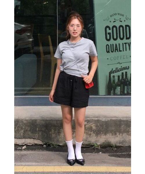 SUARE WOMEN(スアレウーマン)の「(ウィメンズ)シルケットベーシックTシャツ - 5カラー(Tシャツ/カットソー・レディース・ブラック・SMALL)」の6枚目の写真