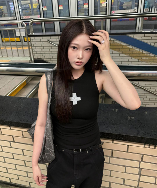 DURTの「PLUS SLEEVELESS (BLACK)(Tシャツ/カットソー・レディース・その他・OS)」の2枚目の写真