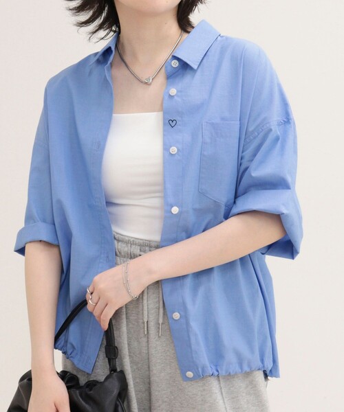 fredy emue(フレディエミュ)の「【人気につき半袖Ver.で再登場】汗染み軽減加工COTTON半袖シャツブルゾン(シャツ/ブラウス・レディース・ブルー系その他/サックスブルー/ピンク/ブラウン系その他・38)」の1枚目の写真