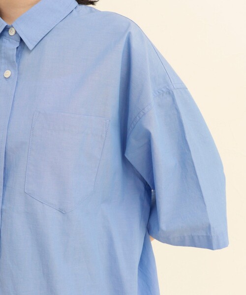 fredy emue(フレディエミュ)の「【人気につき半袖Ver.で再登場】汗染み軽減加工COTTON半袖シャツブルゾン(シャツ/ブラウス・レディース・ブルー系その他/サックスブルー/ピンク/ブラウン系その他・38)」の13枚目の写真
