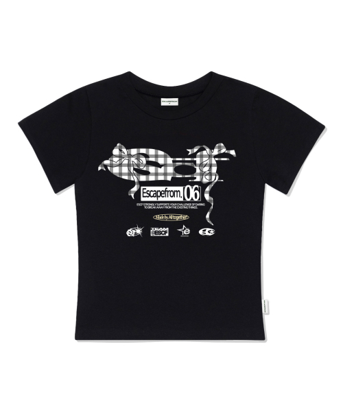 ESCAPEFROM(エスケープフロム)の「チェックリボン ESCFロゴコラージュプリントスリムフィット半袖Tシャツアイボリー(Tシャツ/カットソー・レディース・その他・LARGE/MEDIUM)」の2枚目の写真