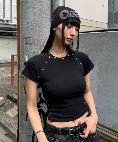 Figments（フィグメンツ）の「サイドレースアイレットトップ（その他トップス・レディース・ブラック・FREE）」の3枚目の写真