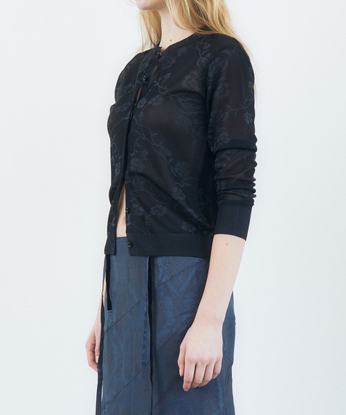 LE CIEL BLEU(ルシェルブルー)の「フローラルジャカードカーディガン / Floral Jacquard Cardigan(ニット/セーター・レディース・オフホワイト/ブラック・36)」の8枚目の写真