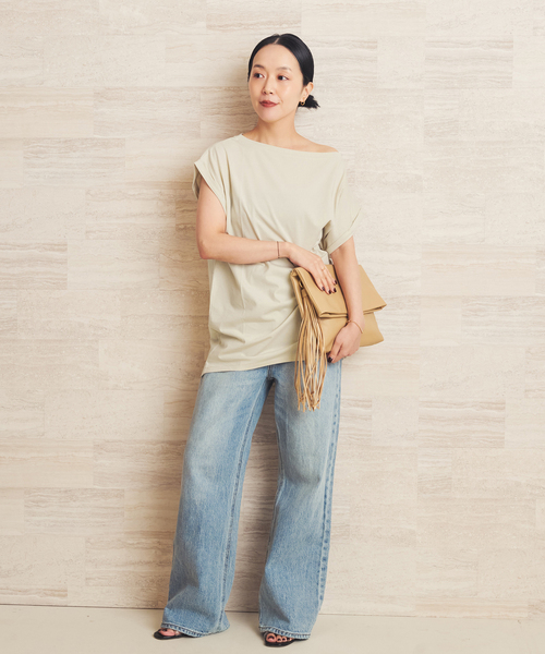 plage(プラージュ)の「Soft nuance T(Tシャツ/カットソー・レディース・ホワイト/ブラック/ベージュ・FREE)」の6枚目の写真