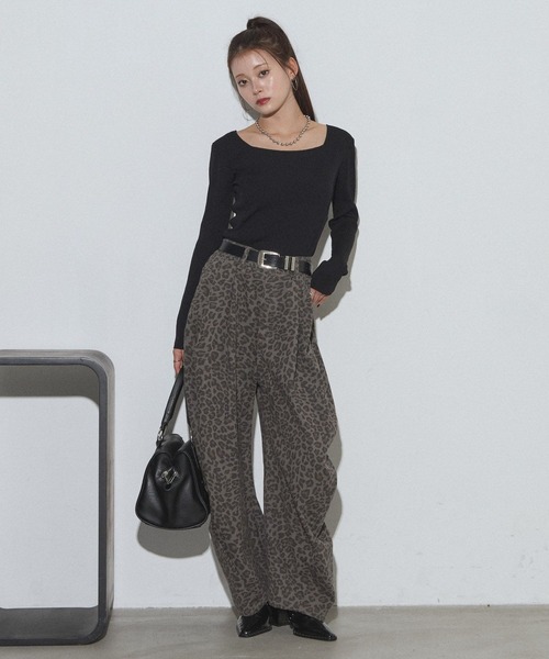 PAGEBOY（ページボーイ）の「レースアップ2WAYプルオーバー/ニット【マシンウォッシャブル/前後２WAY】（ニット/セーター・レディース・ブラック/グレー/ブルー・FREE）」の9枚目の写真