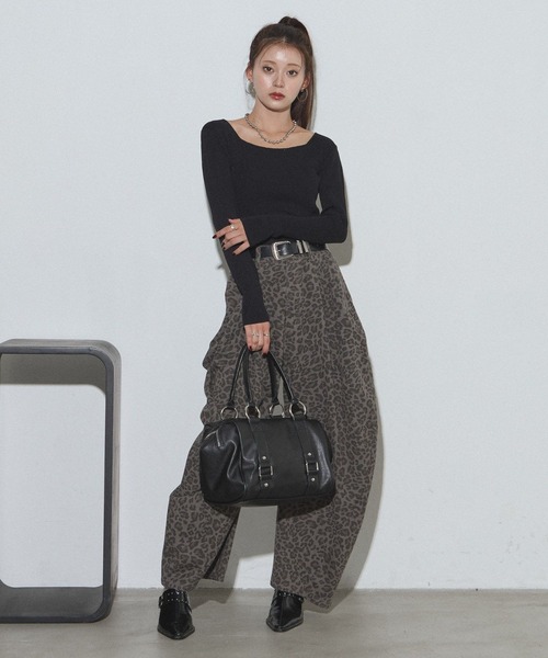 PAGEBOY（ページボーイ）の「レースアップ2WAYプルオーバー/ニット【マシンウォッシャブル/前後２WAY】（ニット/セーター・レディース・ブラック/グレー/ブルー・FREE）」の10枚目の写真