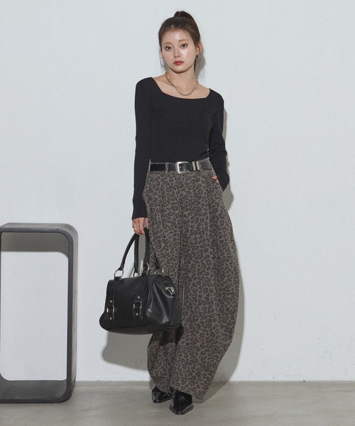 PAGEBOY（ページボーイ）の「レースアップ2WAYプルオーバー/ニット【マシンウォッシャブル/前後２WAY】（ニット/セーター・レディース・ブラック/グレー/ブルー・FREE）」の11枚目の写真