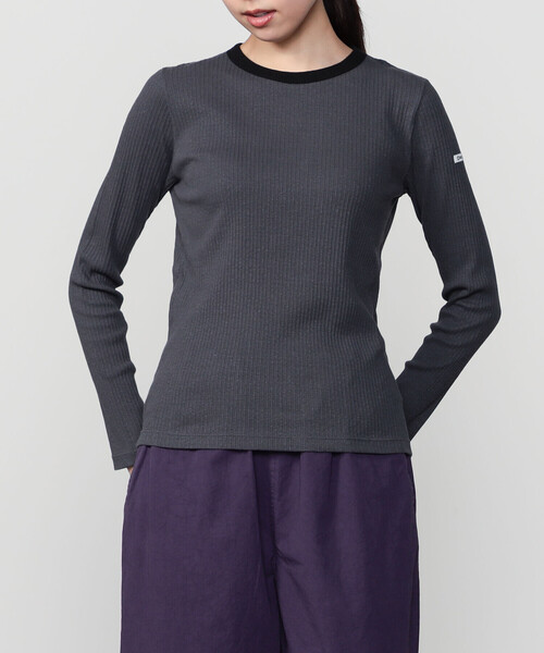 ORCIVAL（オーシバル）の「ORCIVAL | クルーネック ライトリブカットソー WOMEN（Tシャツ/カットソー・レディース・チャコール/ブラック・1/2）」の13枚目の写真