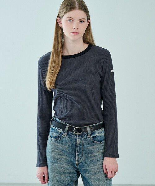 ORCIVAL（オーシバル）の「ORCIVAL | クルーネック ライトリブカットソー WOMEN（Tシャツ/カットソー・レディース・チャコール/ブラック・1/2）」の14枚目の写真