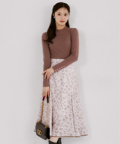 tocco closet(トッコ クローゼット)の「フラワーレオパードラメミックスバックレースアップフレアスカート(スカート・レディース・ピンクベージュ/ラベンダー・M)」の19枚目の写真