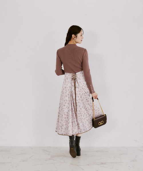 tocco closet(トッコ クローゼット)の「フラワーレオパードラメミックスバックレースアップフレアスカート(スカート・レディース・ピンクベージュ/ラベンダー・M)」の20枚目の写真