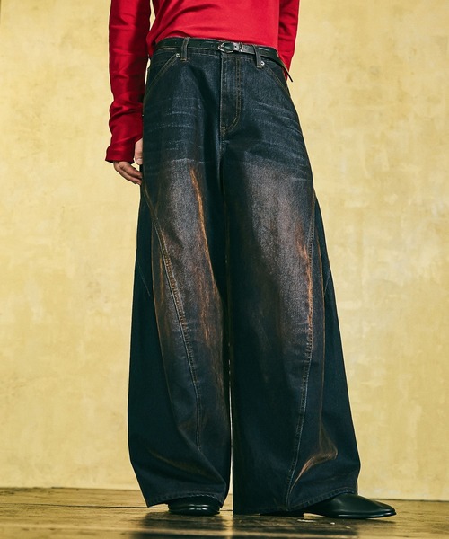 HARE(ハレ)の「3ディメンションフロッキーデニムパンツ(HARE)(デニムパンツ・メンズ・ブラック系その他/レッド系その他/グレー系その他・MEDIUM/LARGE/SMALL)」の2枚目の写真