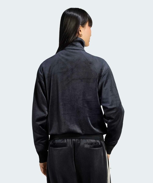 adidas(アディダス)の「ファイヤーバード ベロア トラックトップ / ジャージ / トラックジャケット / アディダスオリジナルス adidas Originals(ジャージ・メンズ・ブラック・SMALL/MEDIUM/LARGE/X-LARGE/X-SMALL/XX-SMALL/XX-LARGE/3XL)」の2枚目の写真