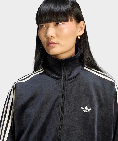 adidas(アディダス)の「ファイヤーバード ベロア トラックトップ / ジャージ / トラックジャケット / アディダスオリジナルス adidas Originals(ジャージ・メンズ・ブラック・SMALL/MEDIUM/LARGE/X-LARGE/X-SMALL/XX-SMALL/XX-LARGE/3XL)」の3枚目の写真